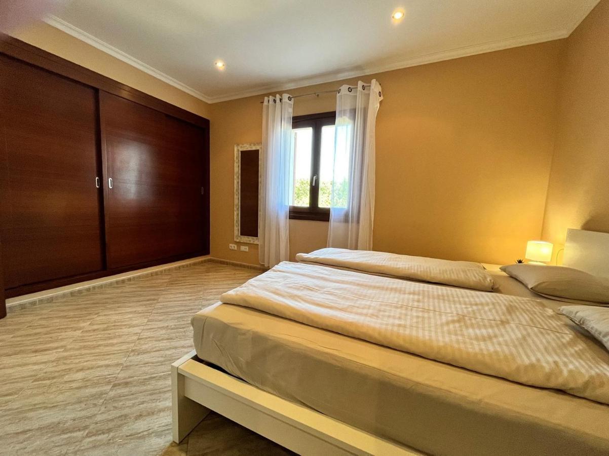 Octopus By Bebreeze Country house *